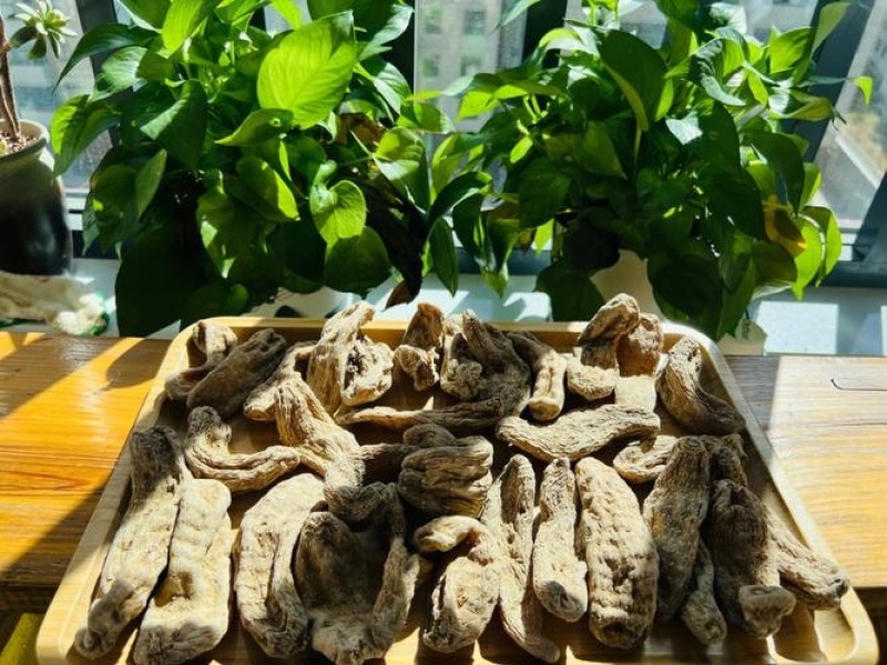 雪域高原孕育珍品藏天麻，高海拔生态好食材，营养醇厚地道滋