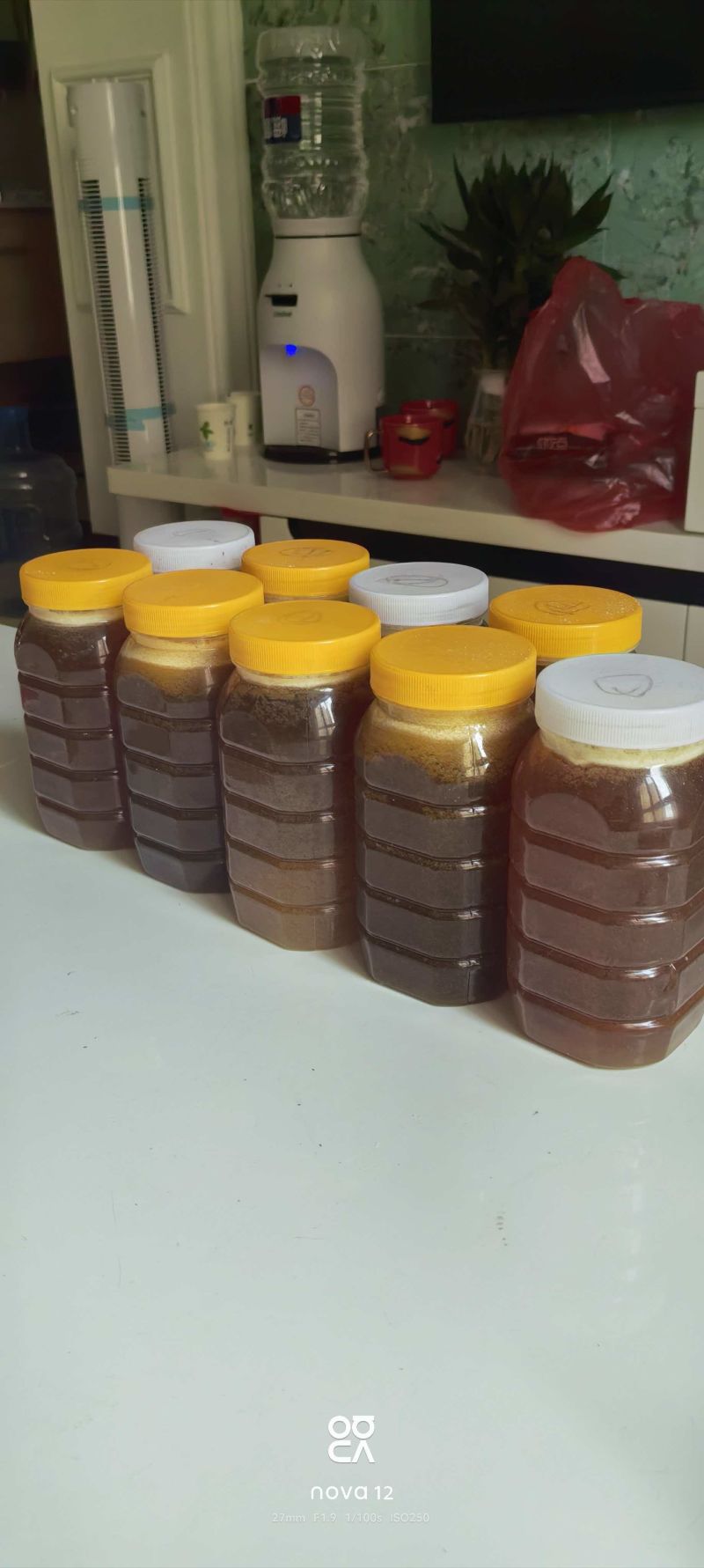 土蜂蜜大量上市，货源充足，品质保障，量大从优