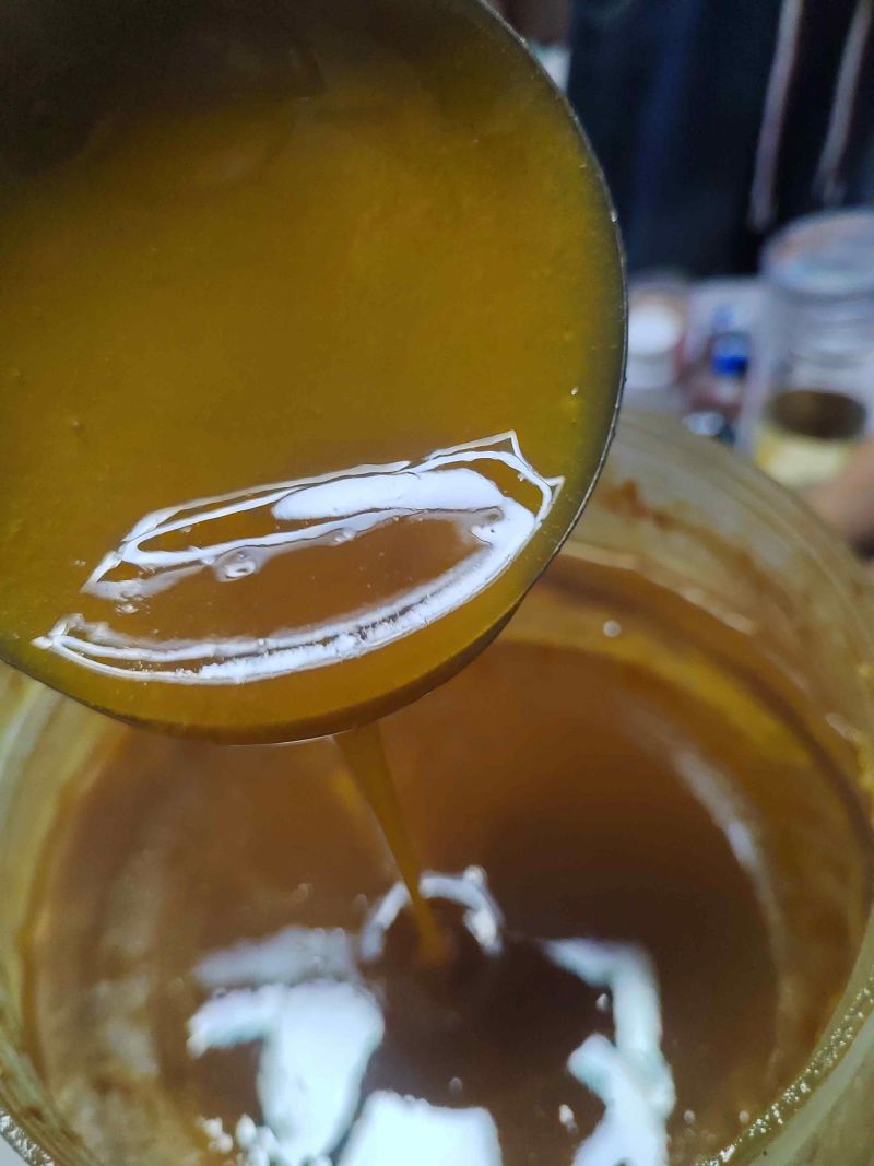 天然土蜂蜜
