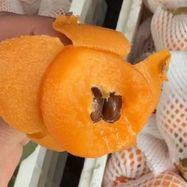 枇杷降价了