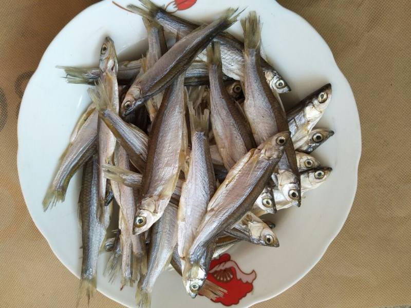 刁子鱼干餐条兰刀盐干风干鱼