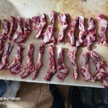 纯干腹肉条牛肋条各类谷饲草饲现货供应中质量保证