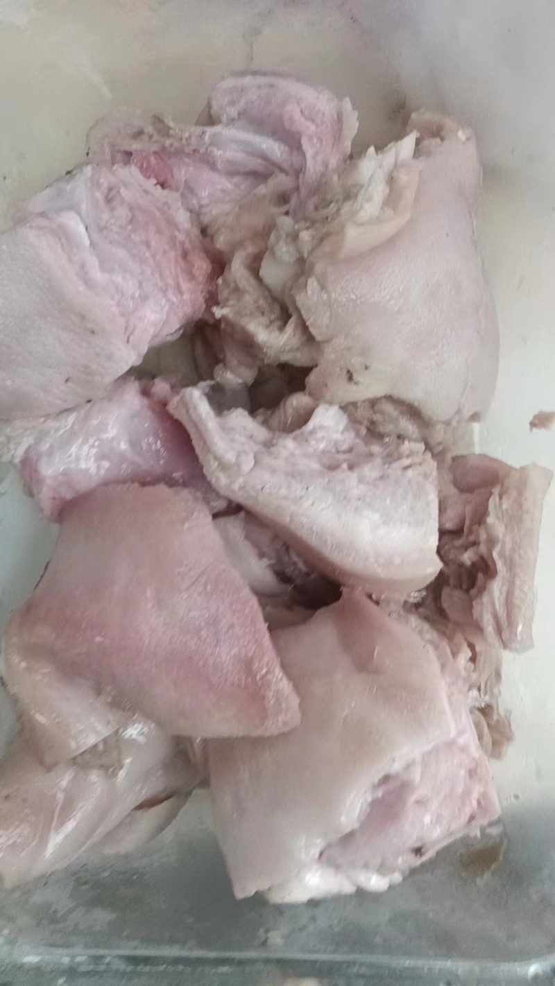 切块生猪头肉