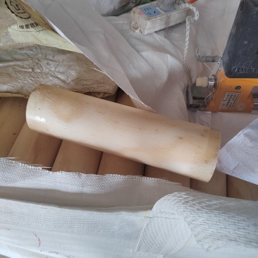 白蜡木衣帽架半成品圆棒加工，大量有货，欢迎各位老板咨询