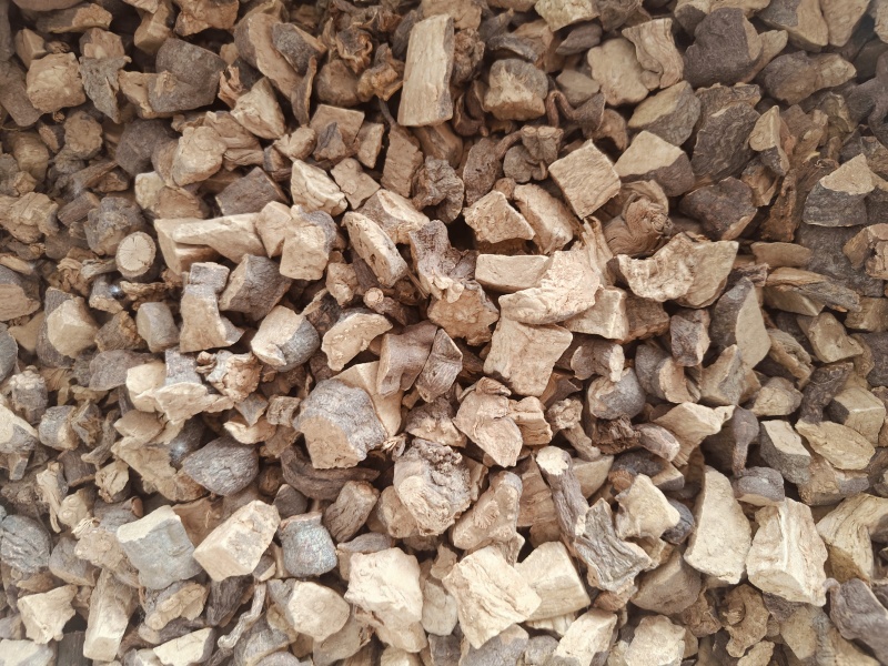 何首乌，各种规格，切片，切丁，手选货，统货。