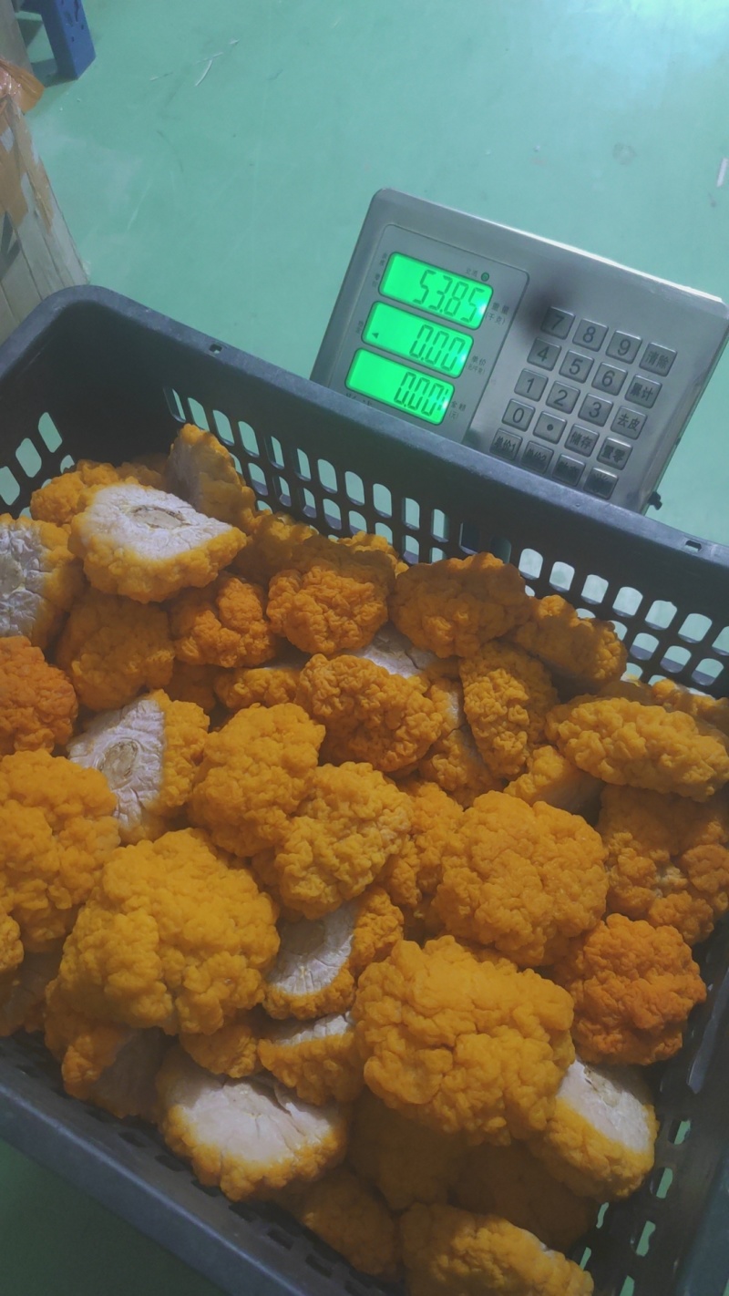 基地新鲜金耳现货处理