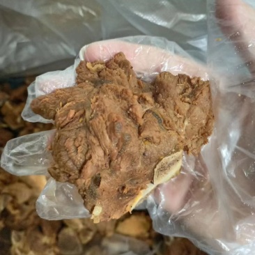 传统酱卤，香气宜人，全熟产品，加热即可装盘
