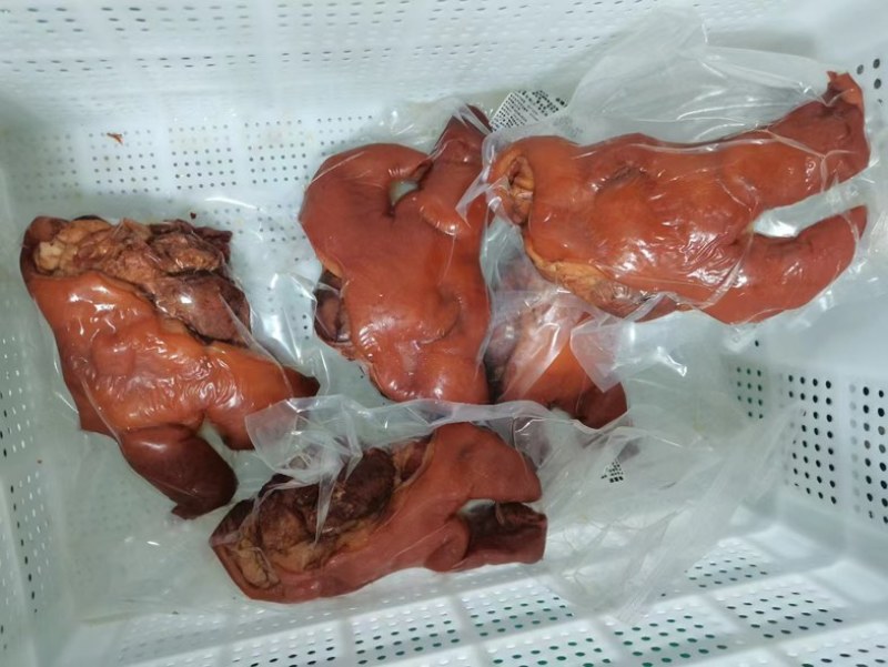全熟猪头肉，干净无毛，大厂生产