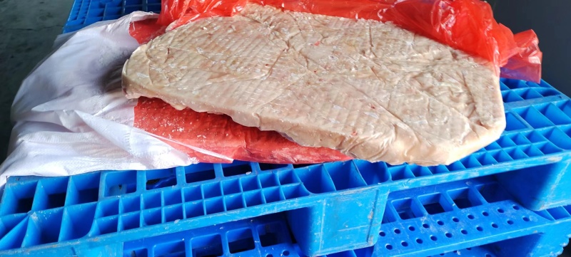 鸡胸碎肉