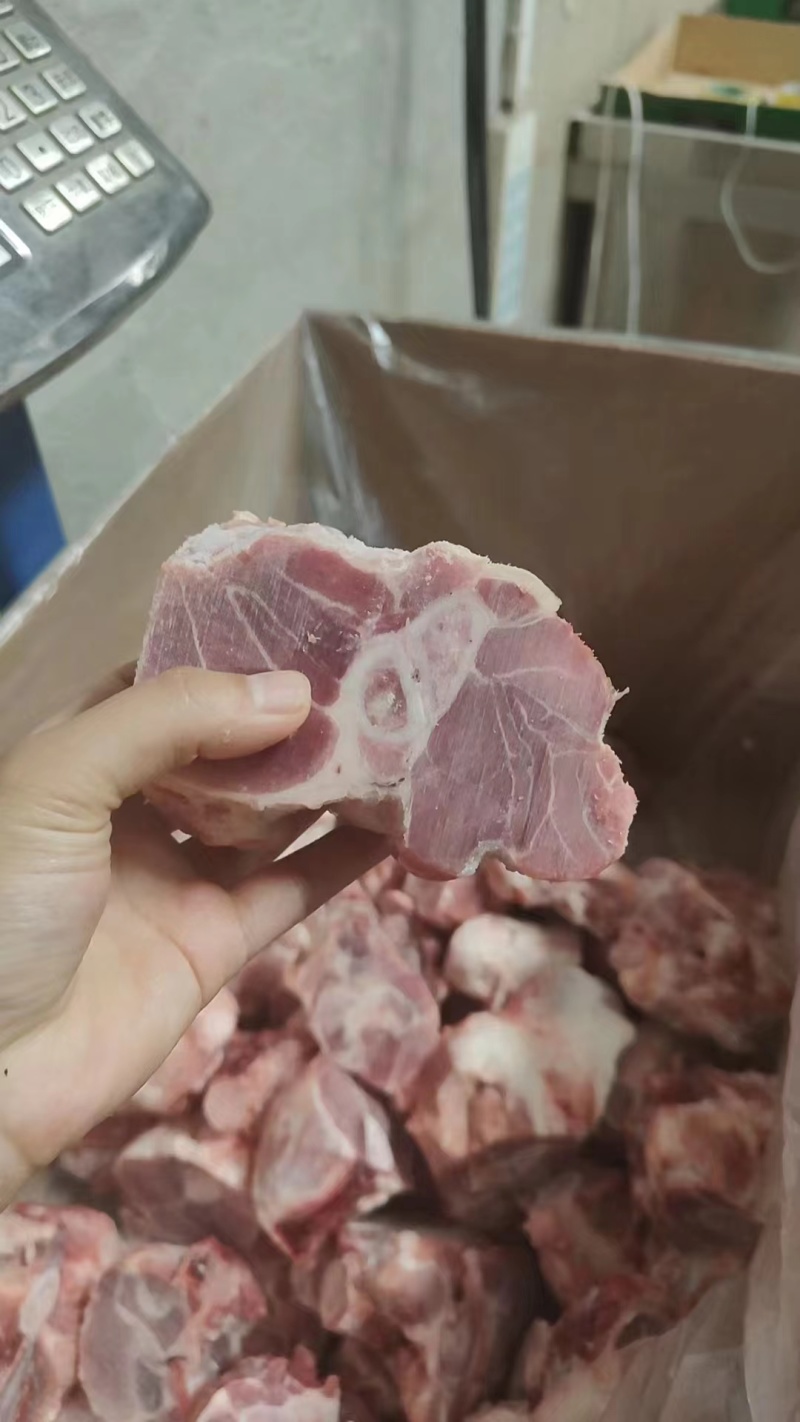 带腱猪后腿骨现货5吨量大可供吨价可聊