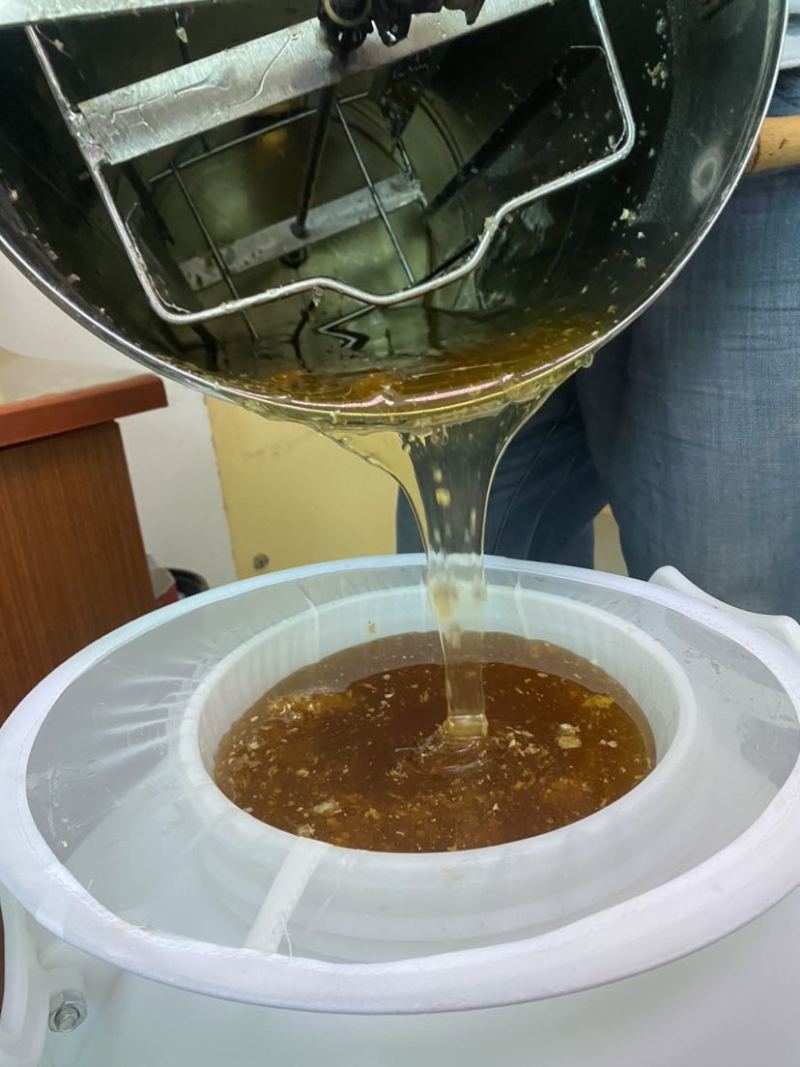自家纯正天然土蜂蜜，无任何添加，保质保量，假一赔十，