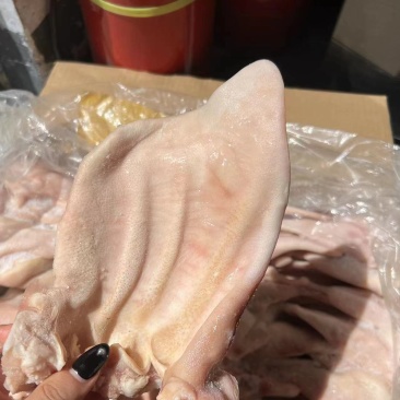 次一级猪耳，里面还有耳片，货很好