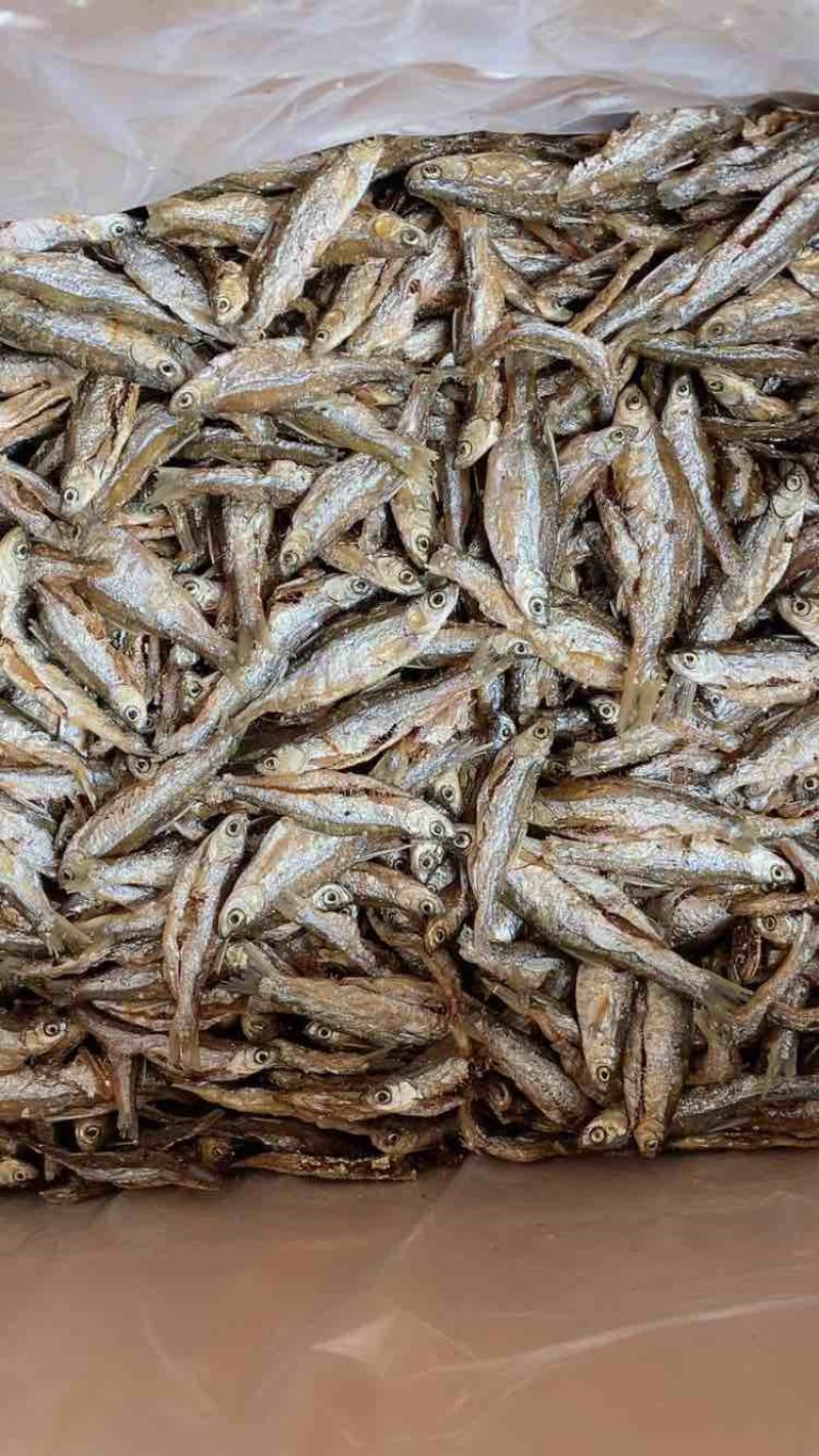 油炸小白肖鱼干
