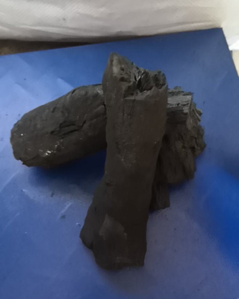 果木炭