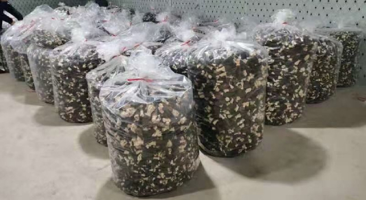 羊肚菌深加工产品展示图