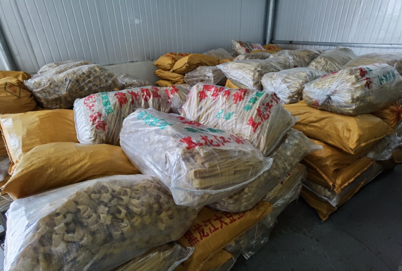 腐竹货源充足，产地直发，诚信经营，欢迎客商来电