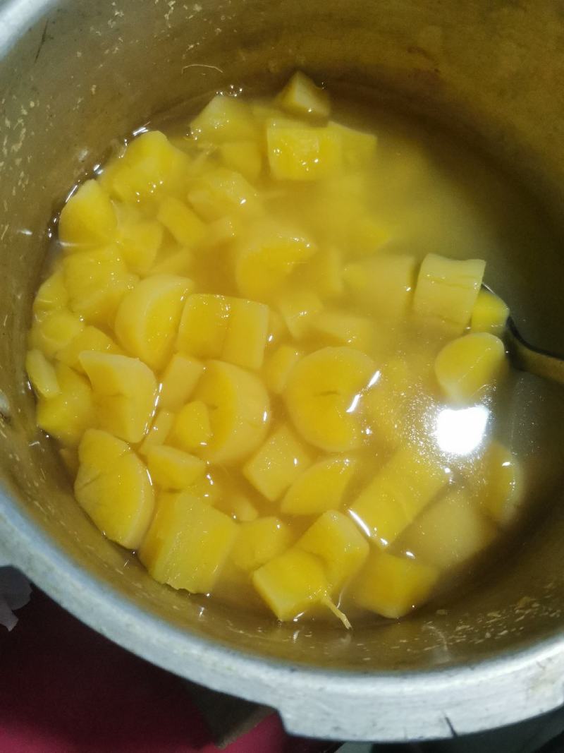 软糯香甜的黄肉木薯！！便宜大量出售