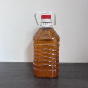 云南鲜榨高山老树核桃油，5斤装/瓶