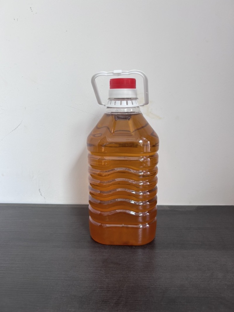 云南鲜榨高山老树核桃油，5斤装/瓶