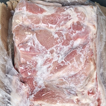 带皮前上肉一箱10公斤两片添称毛净度很好