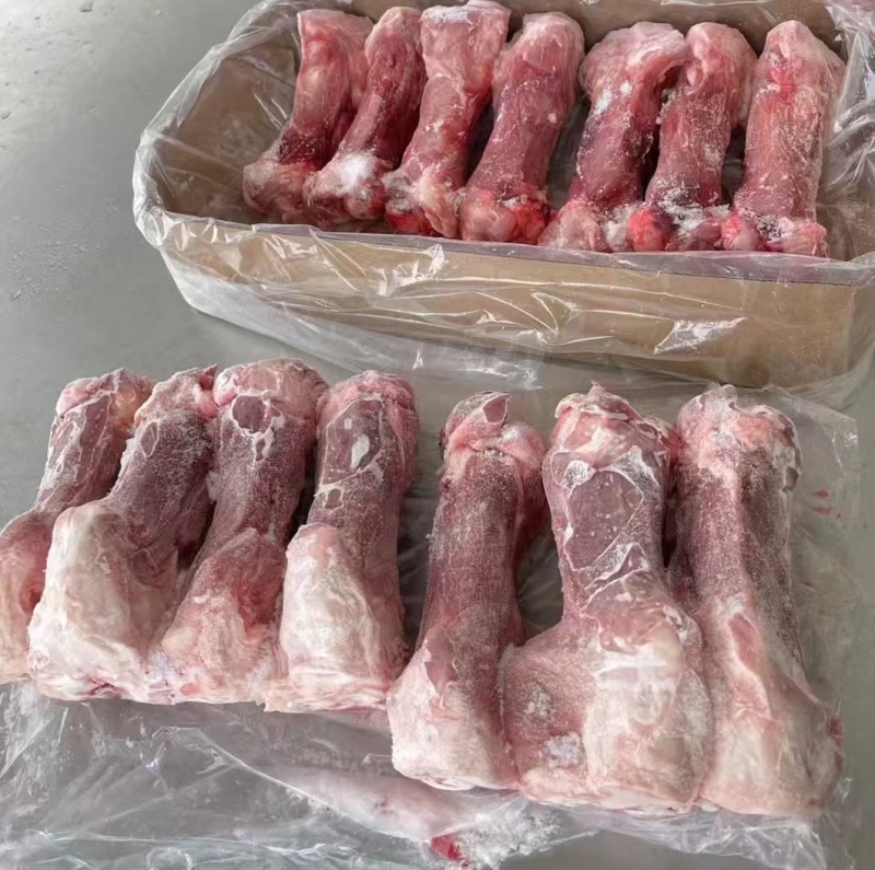 肥猪后棒骨