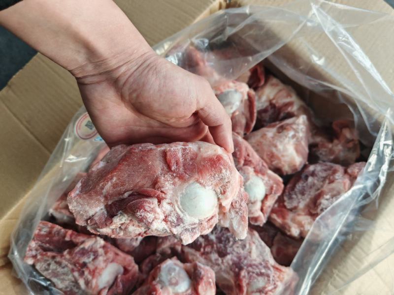 满肉棒骨带肉率80％，新货到，**推荐