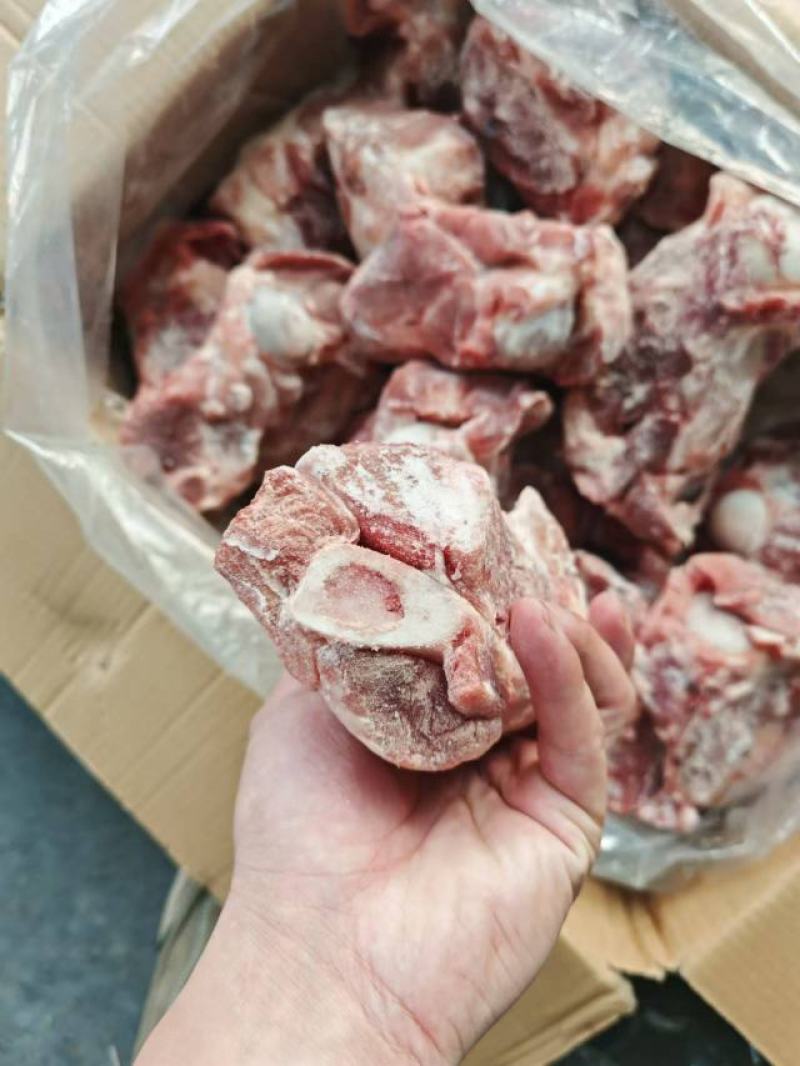 满肉棒骨带肉率80％，新货到，**推荐