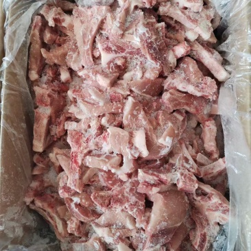 中粮杂骨小块还有十吨能用的老板联系我***********