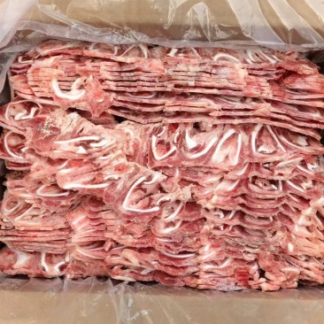 喉骨片