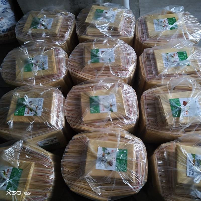 煎饼东北煎饼东北特产软煎饼酥煎饼煎饼卷大葱老试大煎饼五粮煎饼