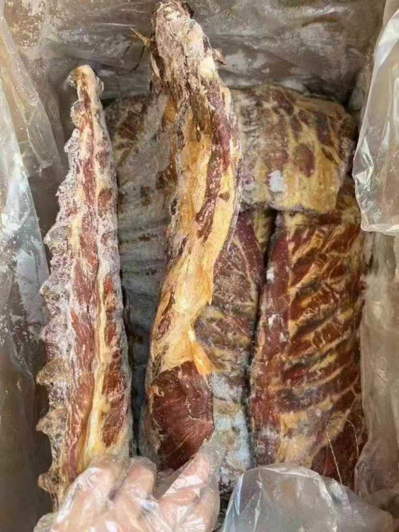 美味烟熏腊排骨腊肉长期稳定供应正规渠道货源厂家直销