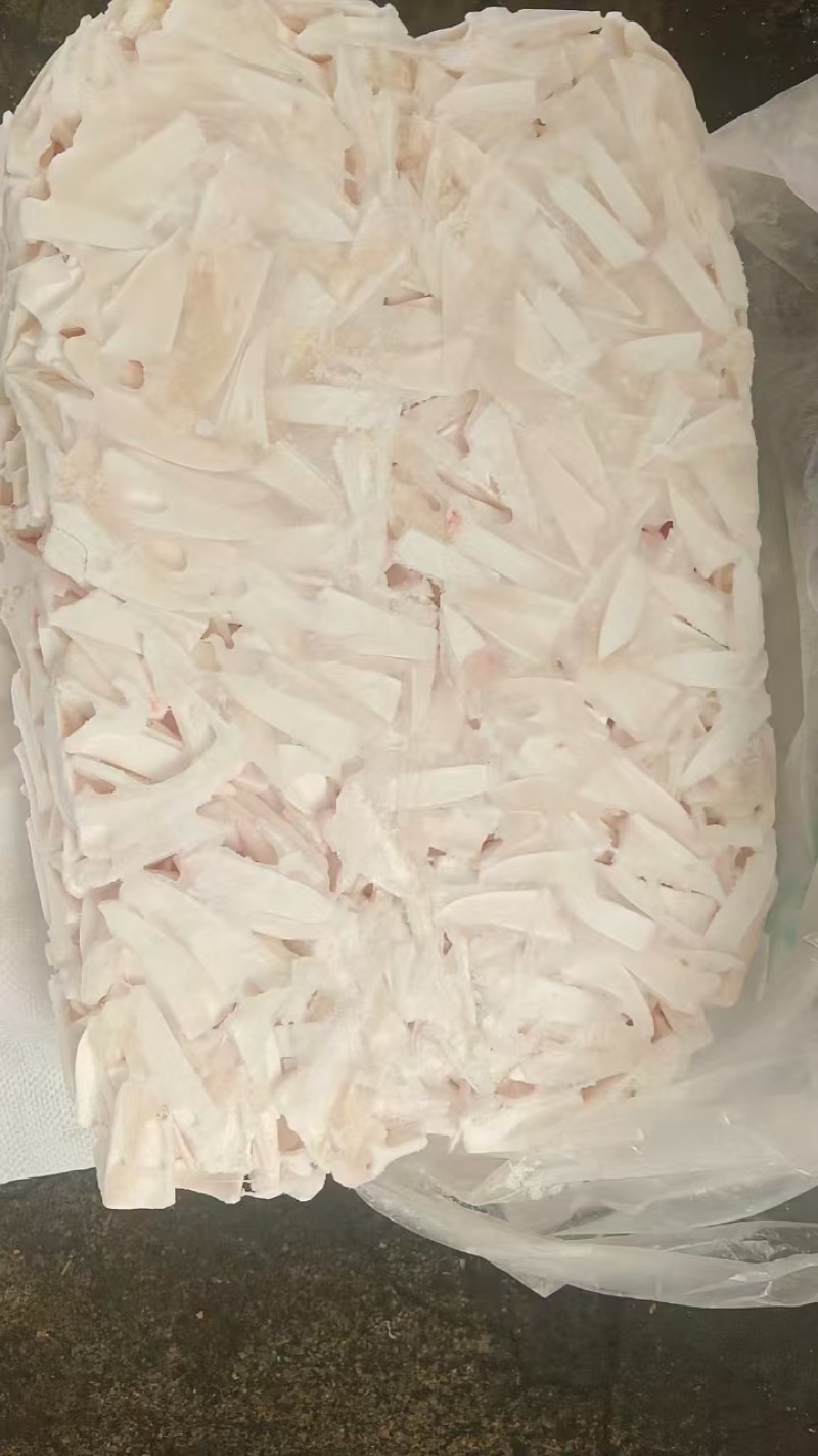 鸡胸软骨，带肉和精修的