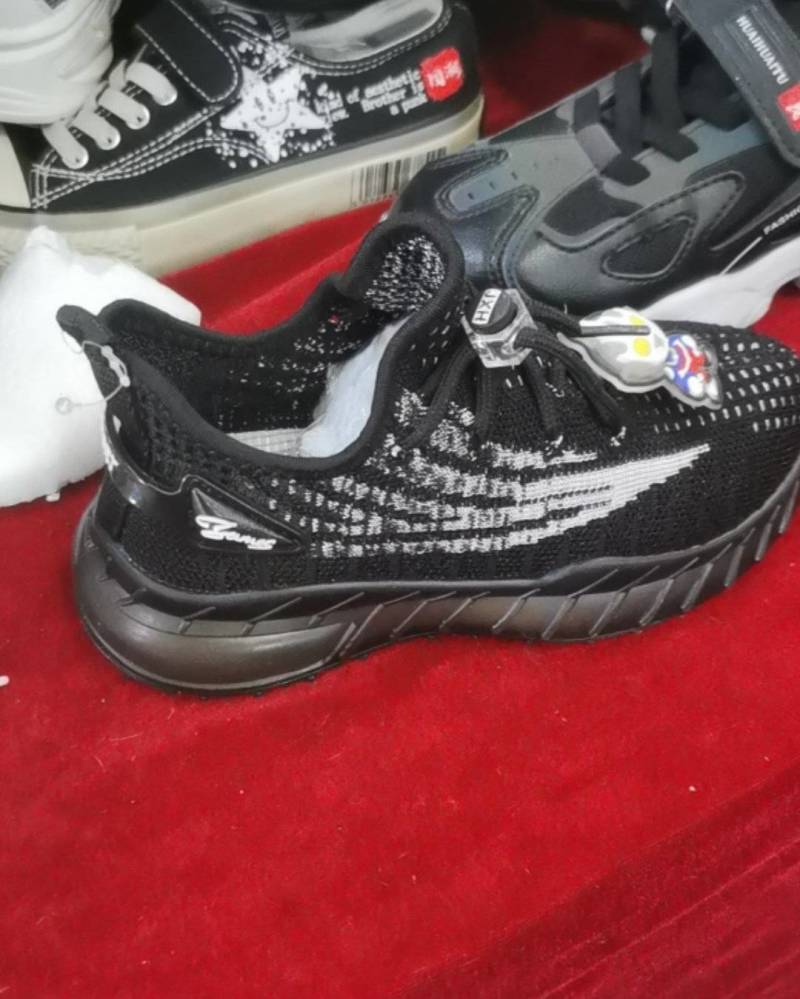 鞋子