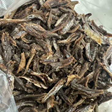 炸好的小鱼仔，可以直接吃