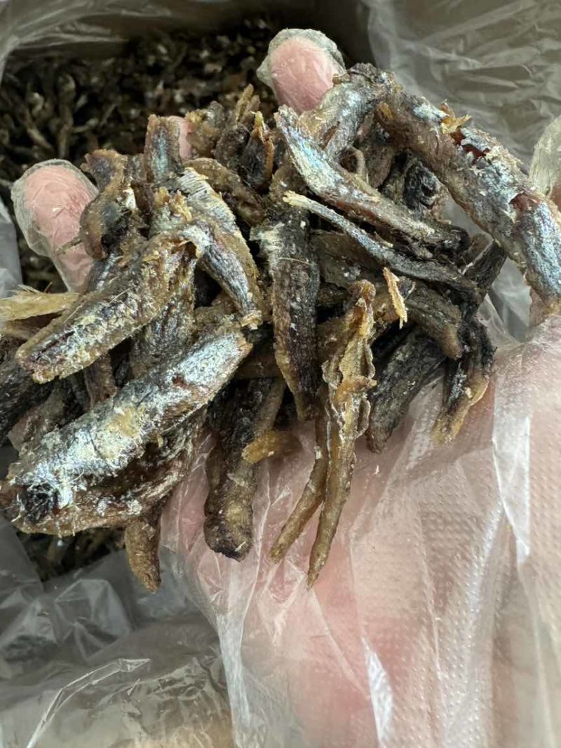 炸好的小鱼仔，可以直接吃