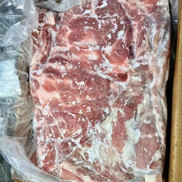 去皮大五花，一件10kg，24年10月，2片左右，价格不高