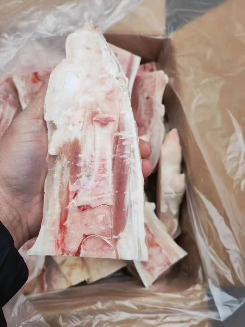 劈‮猪半‬蹄，烤猪蹄**，天天加工生产，量大从优