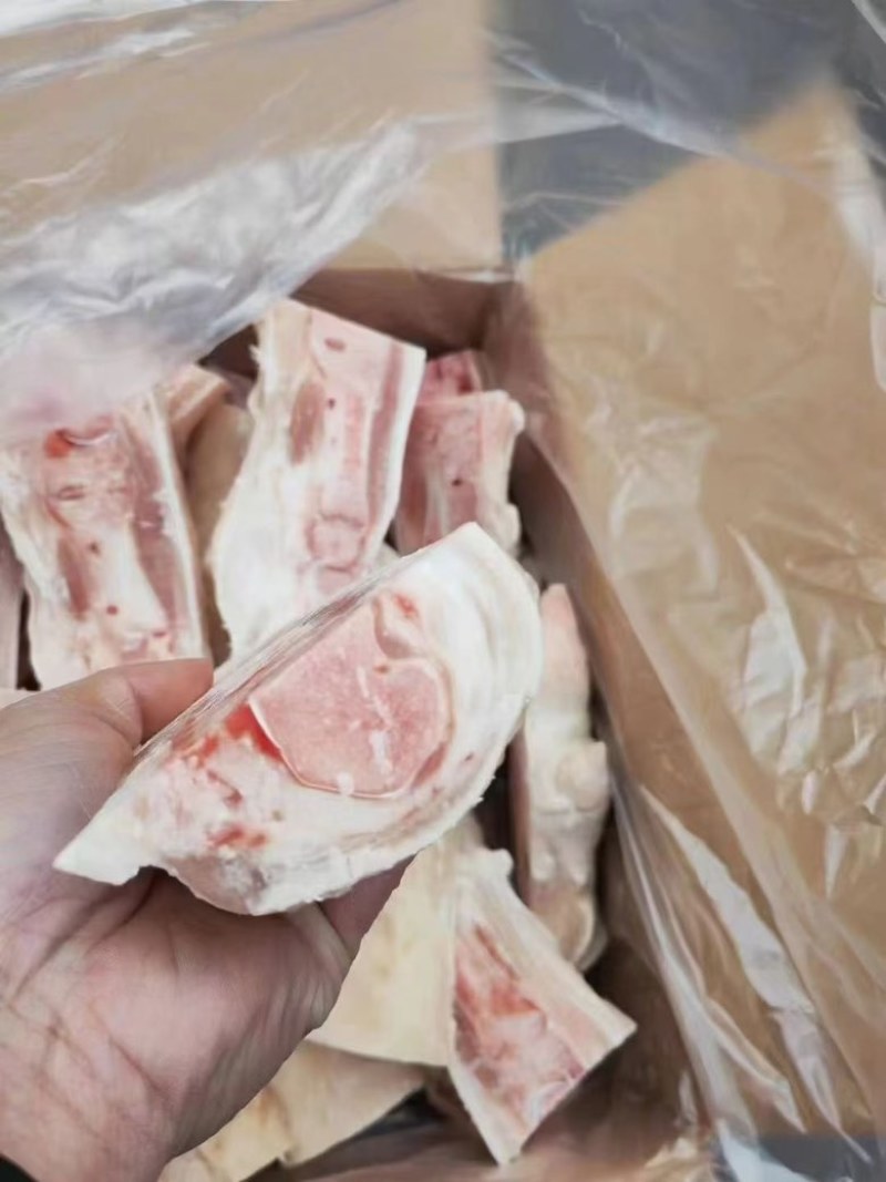 劈‮猪半‬蹄，烤猪蹄**，天天加工生产，量大从优
