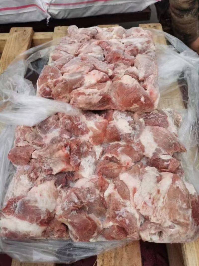国产精碎肉，大块碎肉，规格齐全，专业猪副产批发