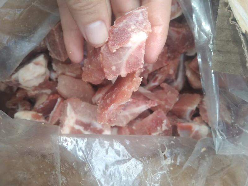 满肉排骨粒