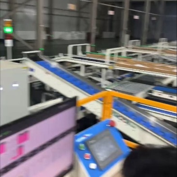 秋月梨七两起布.1.8元一斤