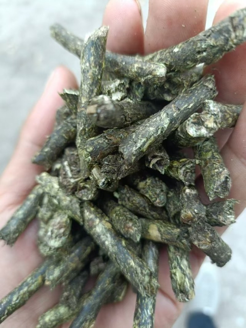 优质一等花生秧颗粒