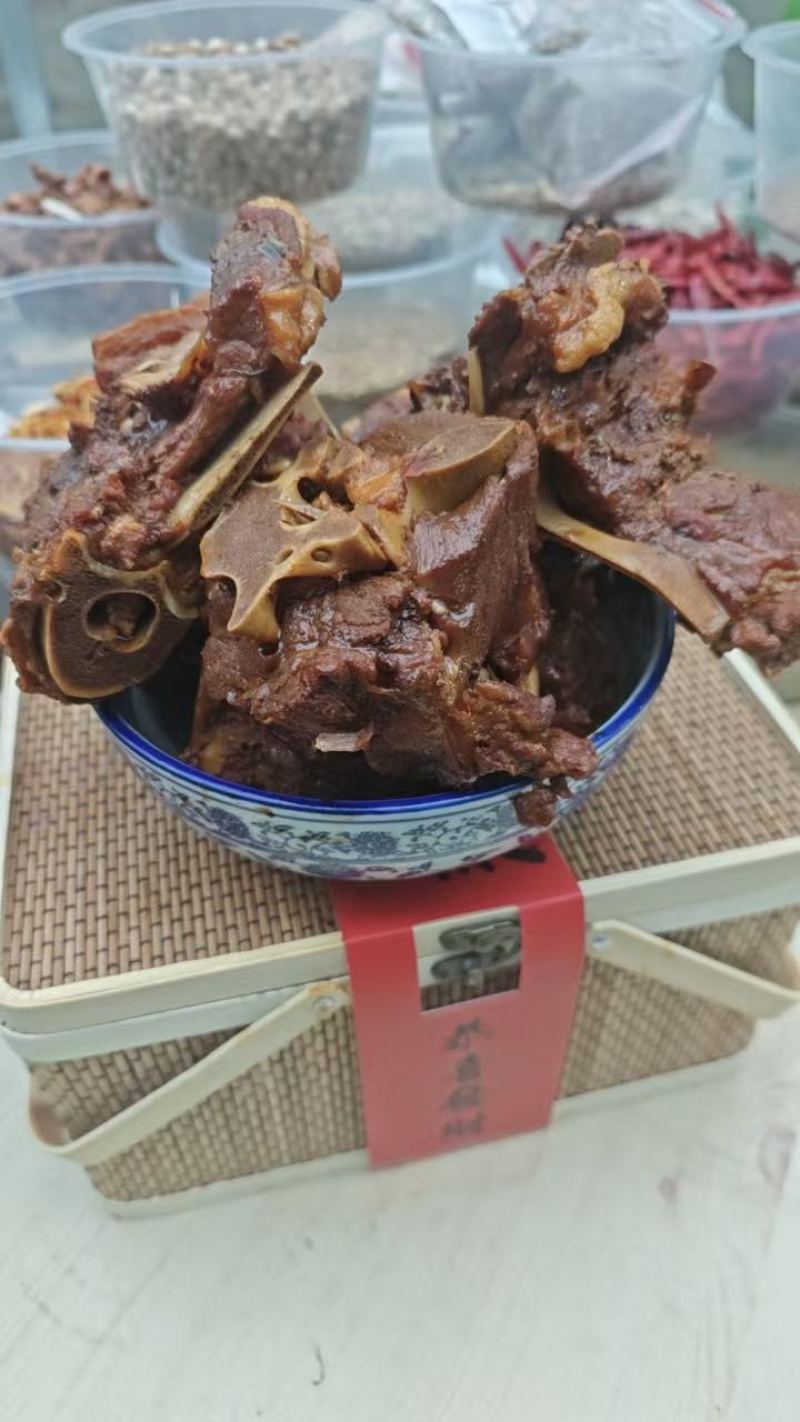 母猪龙骨大量出货多肉量大欢迎来电价格优惠