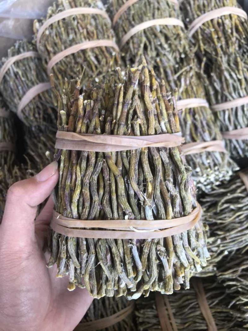 铁皮石斛条铁皮石斛枫斗散货片捆理条产地价格量大