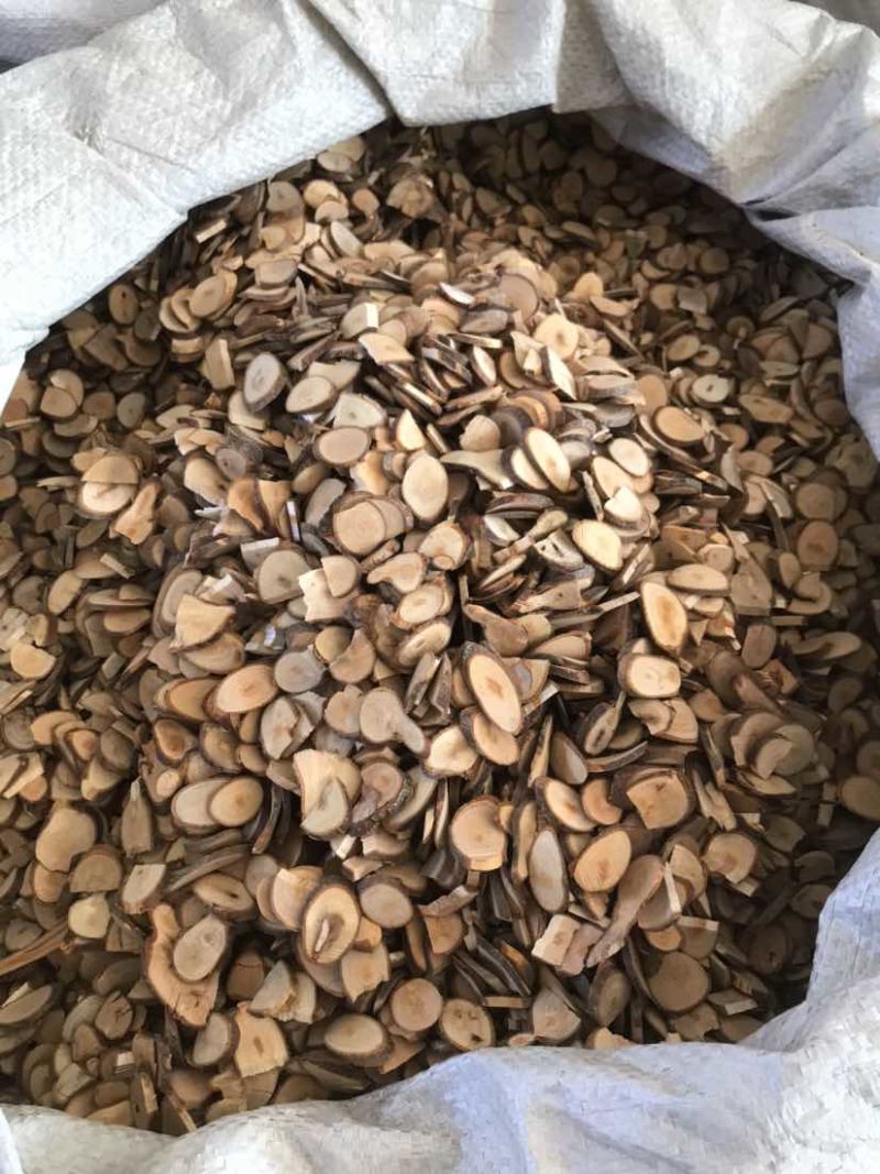 桂枝桂枝尖桂枝片无硫桂枝斜片味道浓郁量大从优欢迎