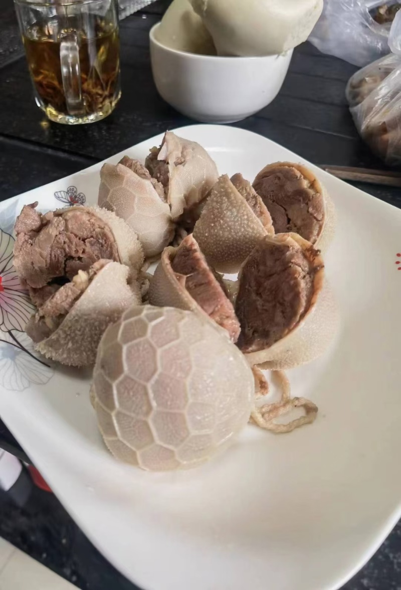 精选肚包羊肉，放心品质货真价实，吃的美味买的放心欢迎订购