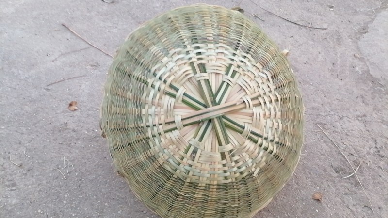 手工编织竹篮，提菜篮，水果篮