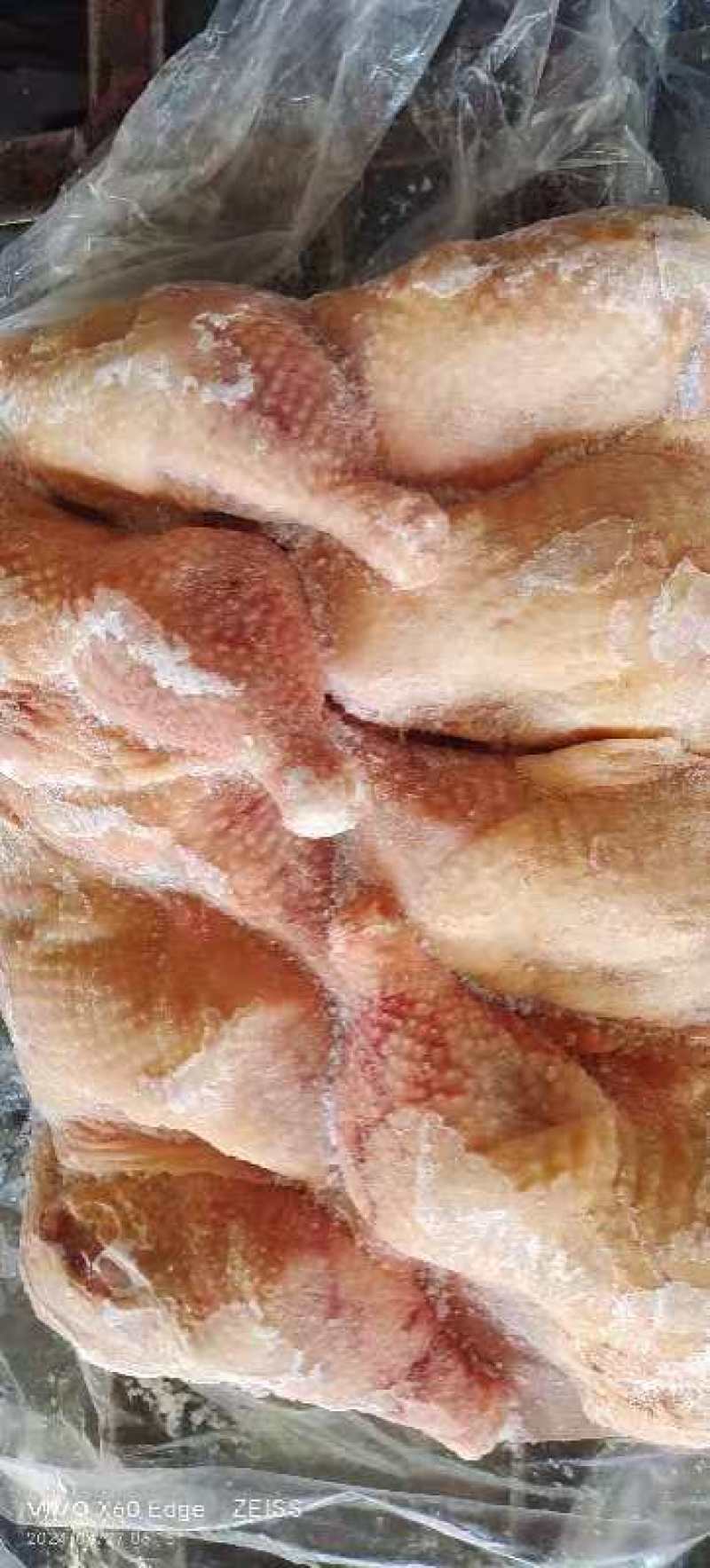 老母鸡腿黄油1年以上的鸡炖煮太有营养了
