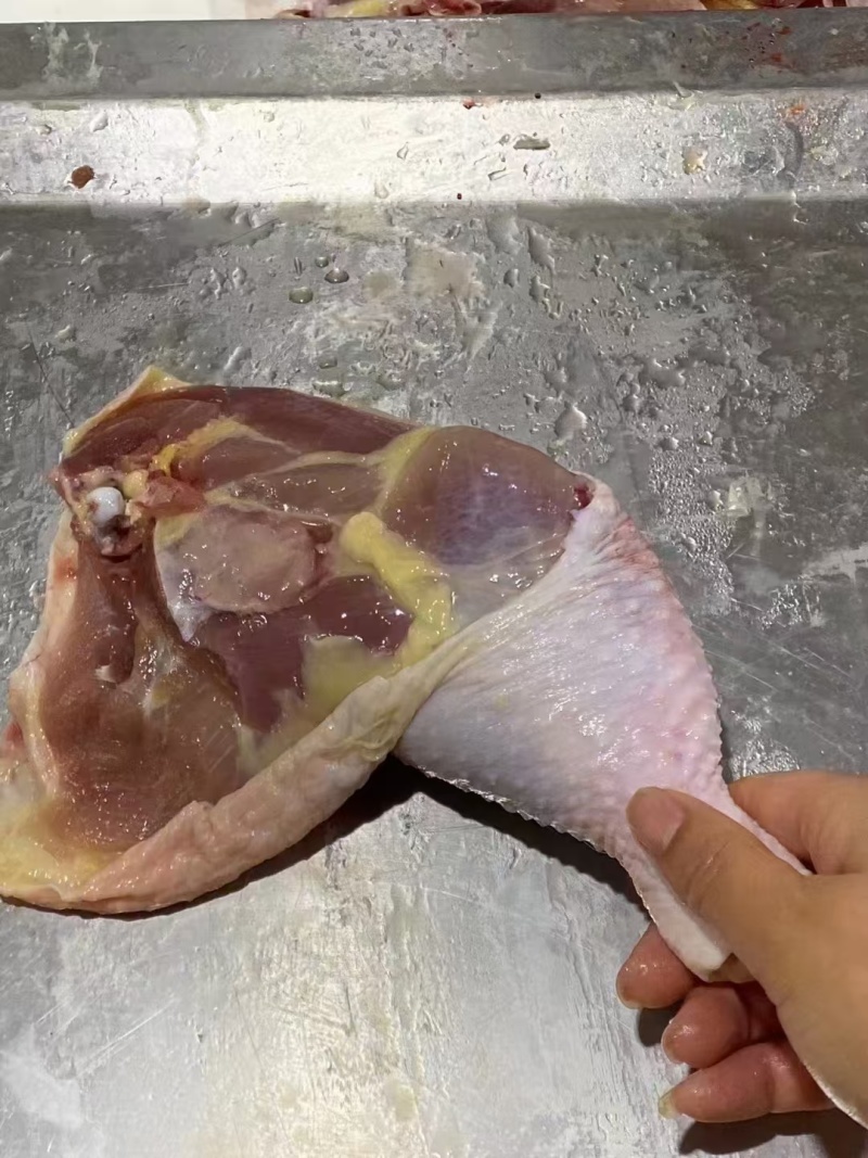 老母鸡腿黄油1年以上的鸡炖煮太有营养了