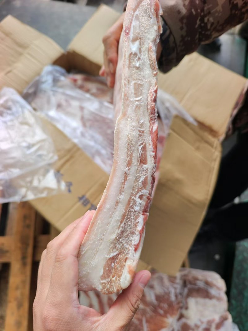 带皮大五花